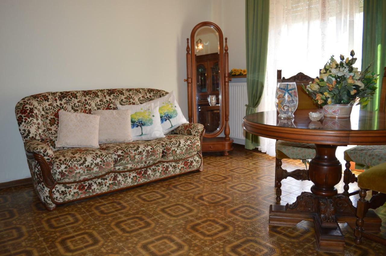 Casa Iliana Lägenhet Viareggio Exteriör bild
