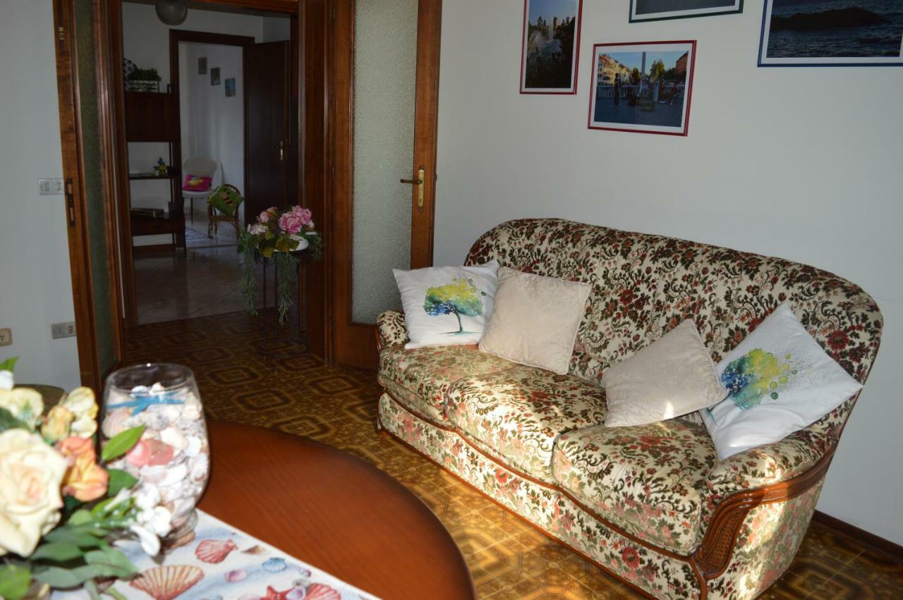 Casa Iliana Lägenhet Viareggio Exteriör bild